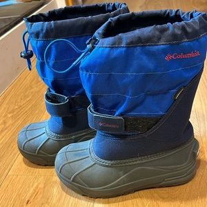 Columbia Unisex Kids Snow Boots Black Blue Color Pull On Size 3